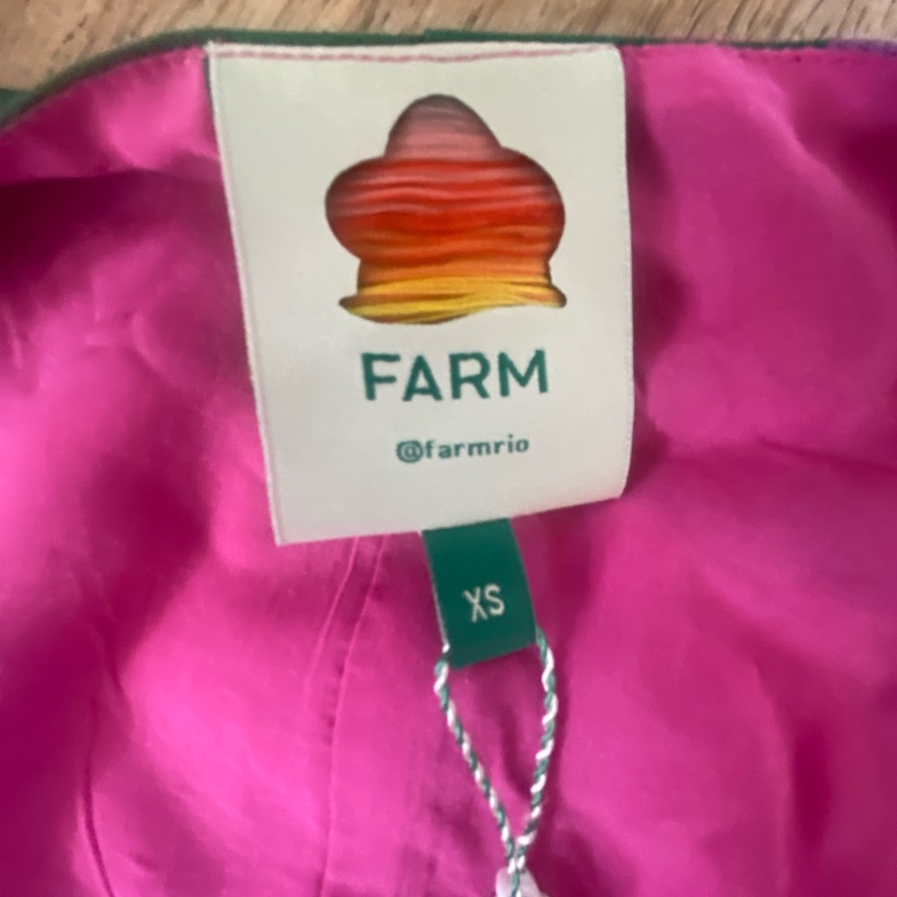 Farm Rio linen blend crop blouse - Picture 3 of 5